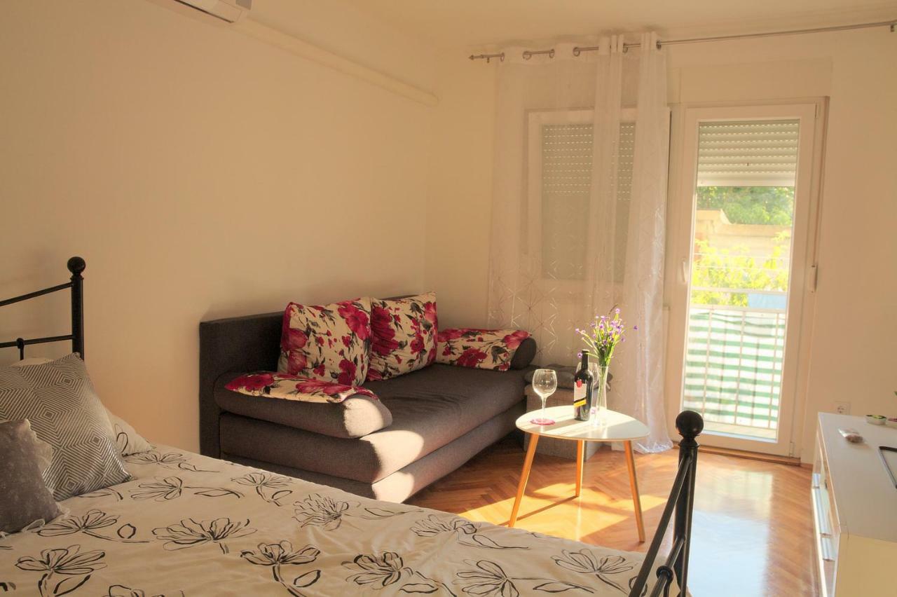 PUY Studio Apartment Slavi מראה חיצוני תמונה